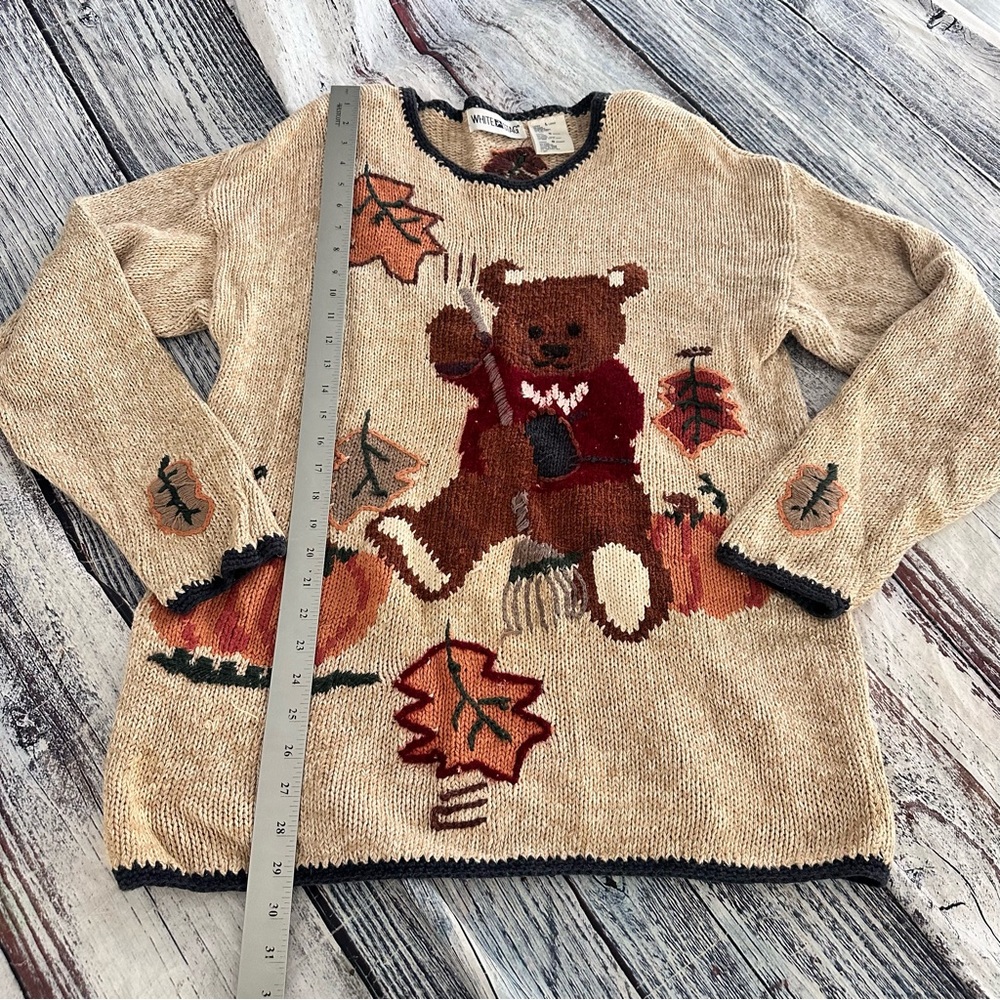 Vintage White Stag Cozy Bear Raking Leaves Oversized Sweater - Picture 8 of 8